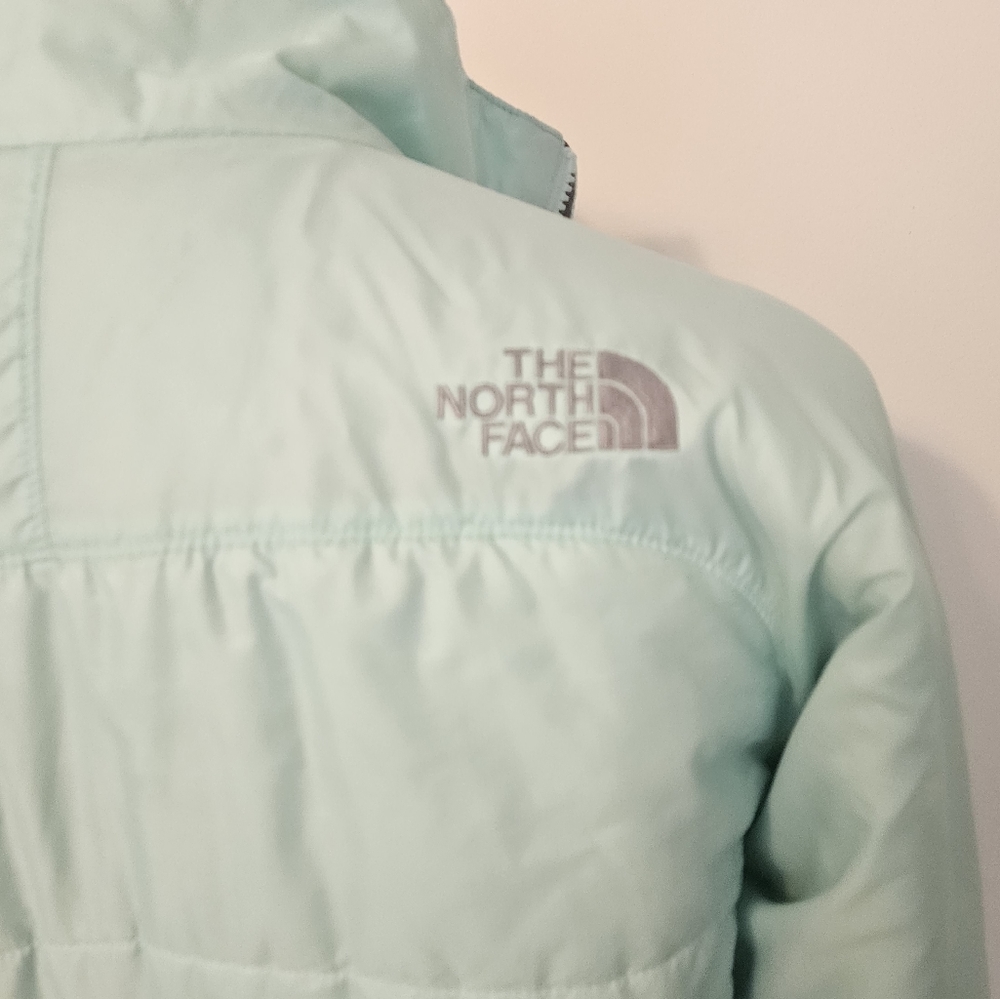 North Face Puffer Jacket Size Small EUC - Picture 5 of 9